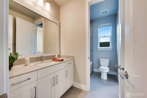 Bath - 21813 33rd Dr SE, Bothell, WA 98021 photo 7 of 8