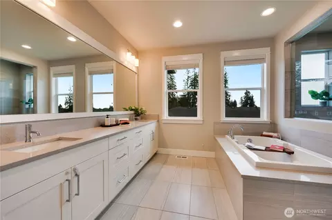 Bath - 21813 33rd Dr SE, Bothell, WA 98021 photo 3 of 8
