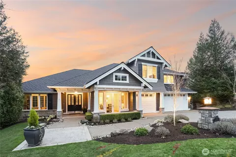 6766 Cascade Ave SE, Snoqualmie, WA 98065
