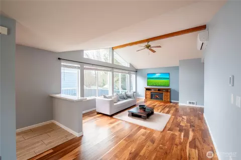 Living - 9232 1st Dr SE, Everett, WA 98208 photo 3 of 3