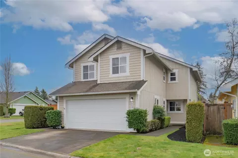 5541 Cricket Ln SE, Lacey, WA 98503