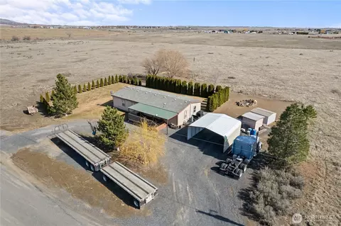 10309 NW F4 Rd, Ephrata, WA 98823