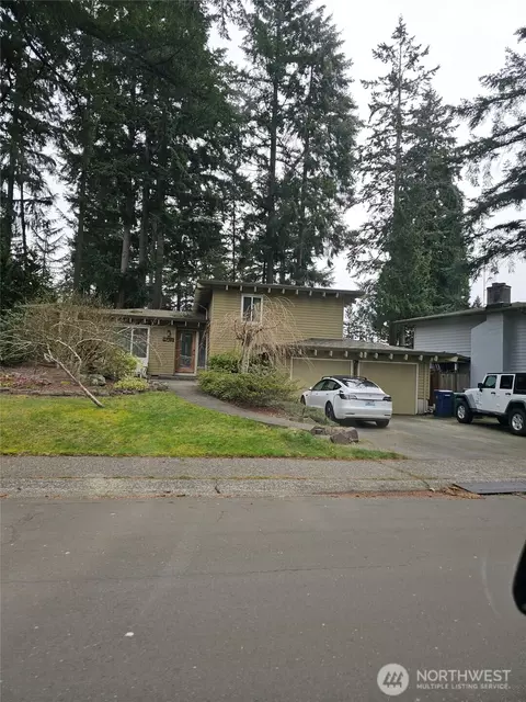 14284 NE 120th Pl, Kirkland, WA 98034