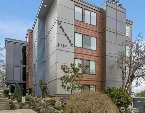 2330 W Crockett St #101, Seattle, WA 98199