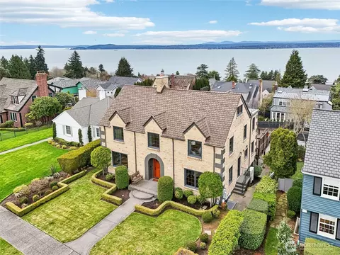2835 42nd Ave W, Seattle, WA 98199