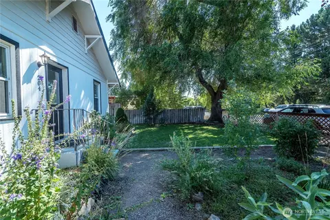 204 N Spokane St, Kittitas, WA 98934