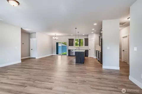 Living - 716 Tipsoo Loop S, Rainier, WA 98576 photo 2 of 3