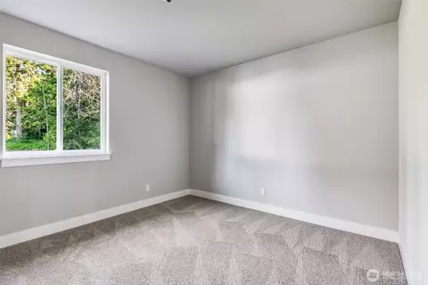 Bedroom - 716 Tipsoo Loop S, Rainier, WA 98576 photo 1 of 7