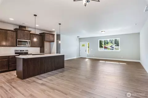 Living - 716 Tipsoo Loop S, Rainier, WA 98576 photo 1 of 3