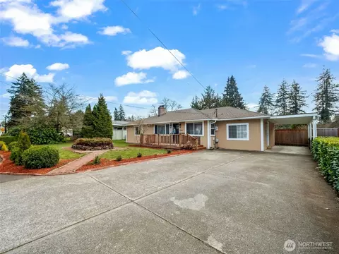 8416 Washington Blvd SW, Lakewood, WA 98498