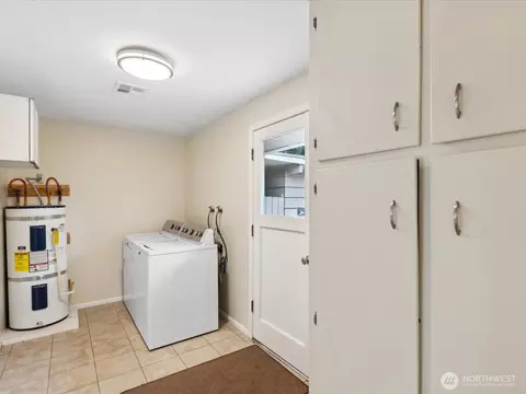 2018 96th Pl SE, Everett, WA 98208 photo 14