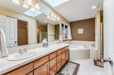 Bath - 18615 13th Dr SE, Bothell, WA 98012 photo 1 of 5