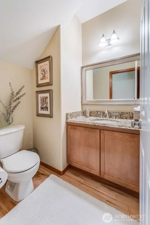Bath - 18615 13th Dr SE, Bothell, WA 98012 photo 4 of 5