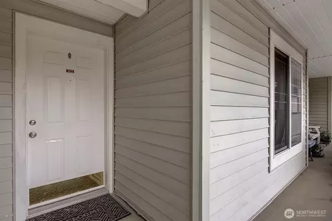 Exterior - 2009 196th St SE #A302, Bothell, WA 98012 photo 5 of 5