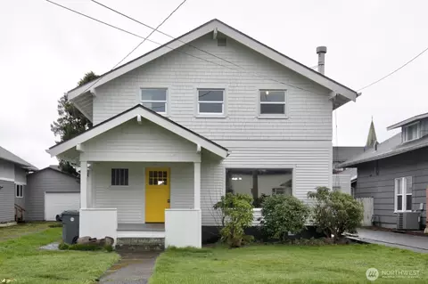 517 1st St, Hoquiam, WA 98550