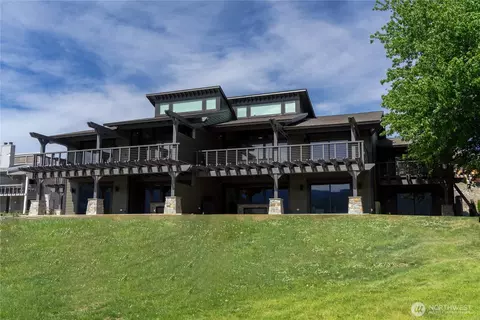 1 Yacinde Ct #B5, Manson, WA 98831