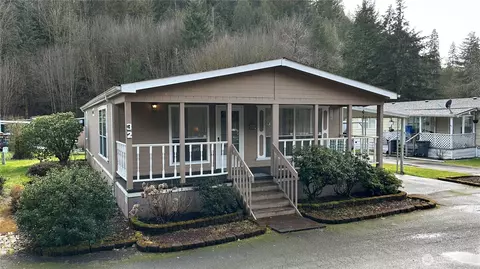 1313 W Cota St #32, Shelton, WA 98584