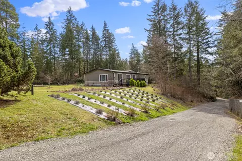1207 SW Sidney Heights Ln, Port Orchard, WA 98367
