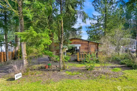 6216 Azure Way, Maple Falls, WA 98266