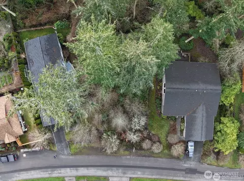 1042 Crest Ave, Port Townsend, WA 98368