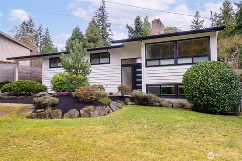 18340 Meridian Ave N, Shoreline, WA 98133