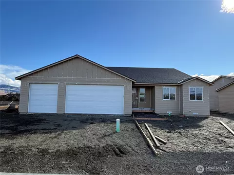 2424 Noah St SE, East Wenatchee, WA 98802