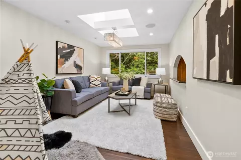 Living - 18403 Baldwin Rd, Bothell, WA 98012 photo 3 of 3