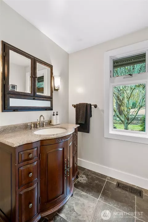 Bath - 18403 Baldwin Rd, Bothell, WA 98012 photo 3 of 4