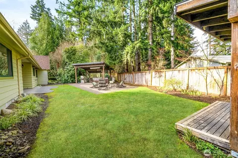 Exterior - 18403 Baldwin Rd, Bothell, WA 98012 photo 9 of 10