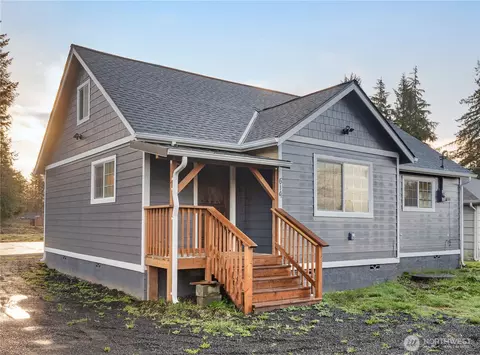 614 School Rd, Aberdeen, WA 98520