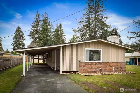 6512 100th St SW, Lakewood, WA 98499