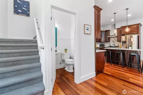Entry Way - 18630 101st Ave NE, Bothell, WA 98011 photo 2 of 2