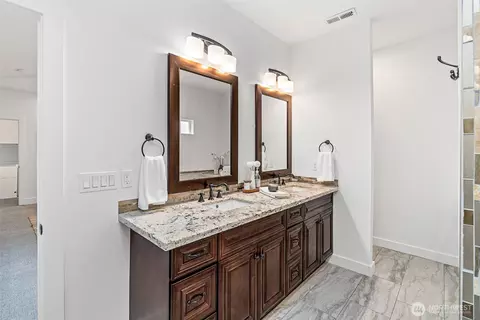Bath - 18630 101st Ave NE, Bothell, WA 98011 photo 2 of 3