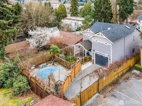 View/Area - 18630 101st Ave NE, Bothell, WA 98011 photo 1 of 4