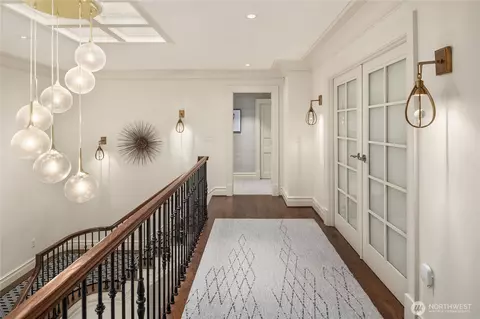 Entry Way - 821 34th Ave E, Seattle, WA 98112 photo 5 of 6