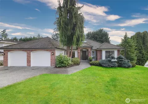 6290 155th Pl SE, Bellevue, WA 98006