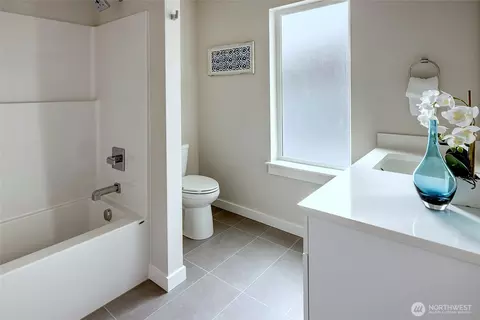 8834 NE 173rd Pl #D, Bothell, WA 98011 photo 13