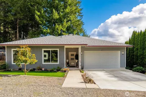 696 SW Pioneer St, Tumwater, WA 98512