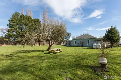 Exterior - 40 Collins St, Sequim, WA 98382 photo 5 of 11