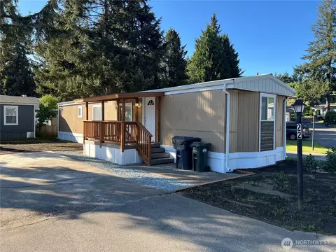 507 131st St E #22, Tacoma, WA 98445