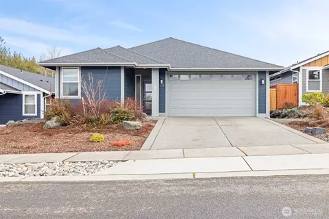 100 Village Green Loop, Sequim, WA 98382