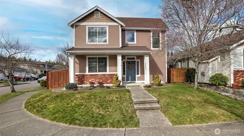 23806 SE 282nd St, Maple Valley, WA 98038