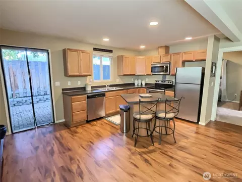 Kitchen - 337 Pacific Loop, Kittitas, WA 98934 photo 4 of 4