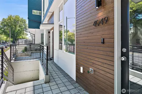 4049 Rainier Ave S, Seattle, WA 98118