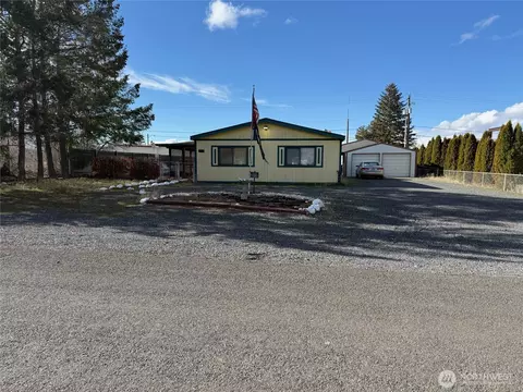 156 NW Moses Lake Ave, Soap Lake, WA 98851