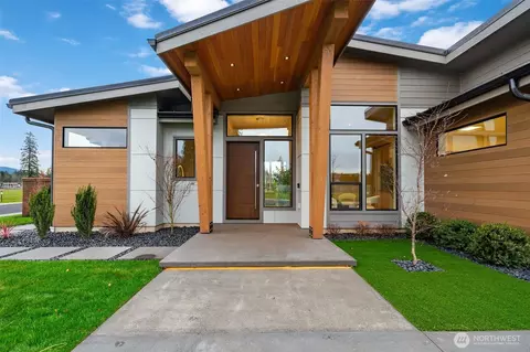 3119 Heron St, Woodland, WA 98674