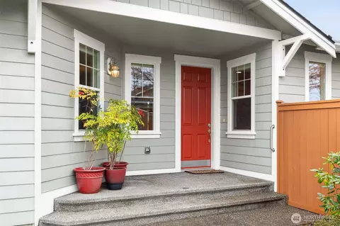 4259 Sentinel Dr NE, Lacey, WA 98516