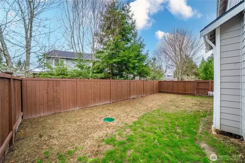 Exterior - 8215 207th St E, Spanaway, WA 98387 photo 4 of 6