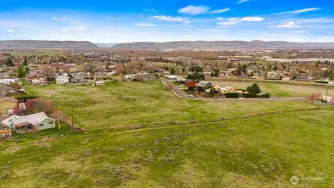 0 E Nka E Hillcrest Ave, Yakima, WA 98901