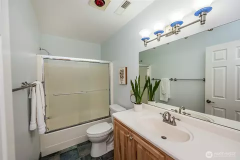 Bath - 142 Sunshine Dr, Sequim, WA 98382 photo 1 of 3